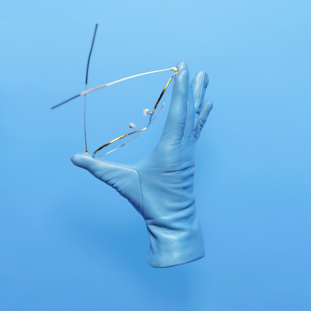Glove demonstrating memory metal