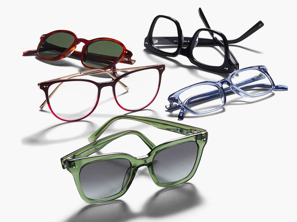 Group of frames with Graduated Rivet design