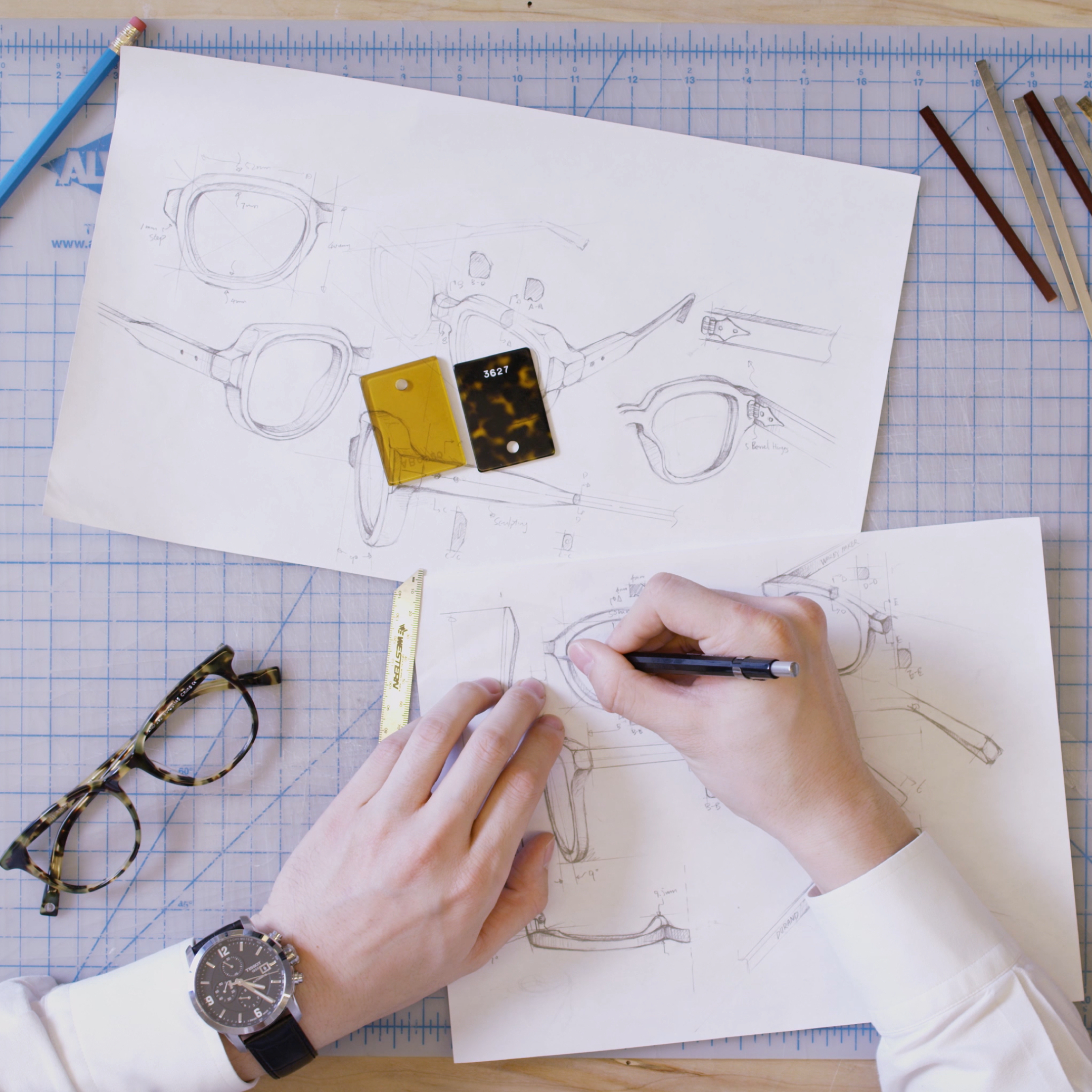 Designer drawing glasses specs